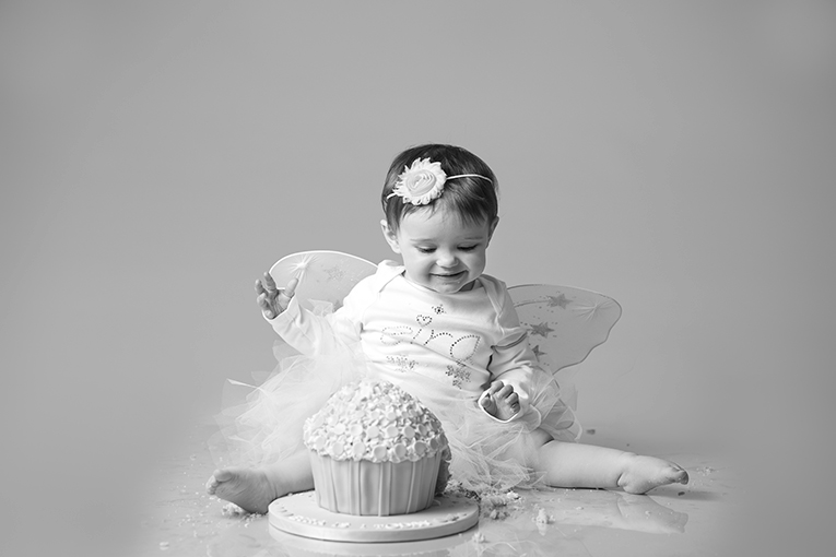 Cake Smash and Newborn Photography in North Wales and Chester (15)