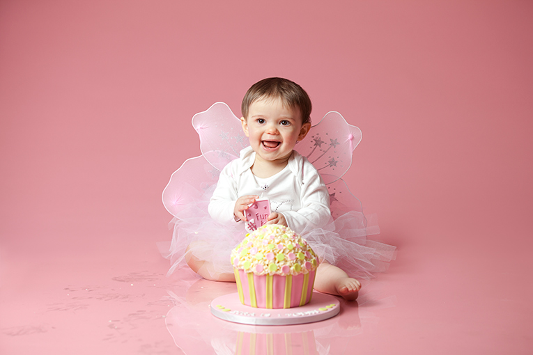 Cake Smash and Newborn Photography in North Wales and Chester (9)