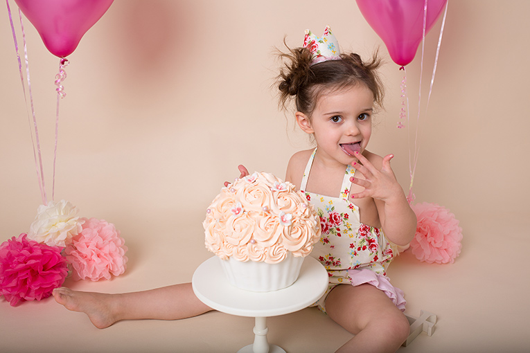 cake smash pink and cream girly photo shoot